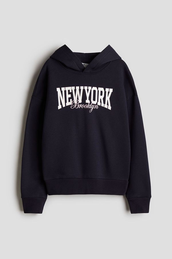 Sudadera con capucha y motivo estampado
