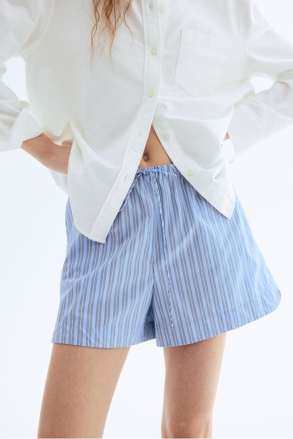 Pantalón corto de algodón con cordón de ajuste