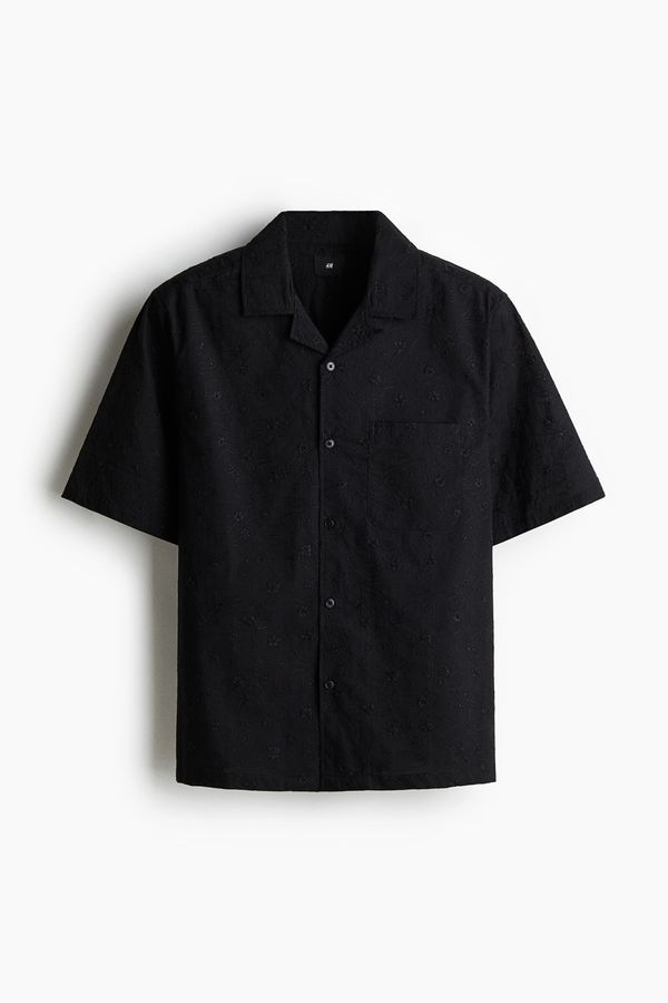 Camisa resort bordada Regular Fit