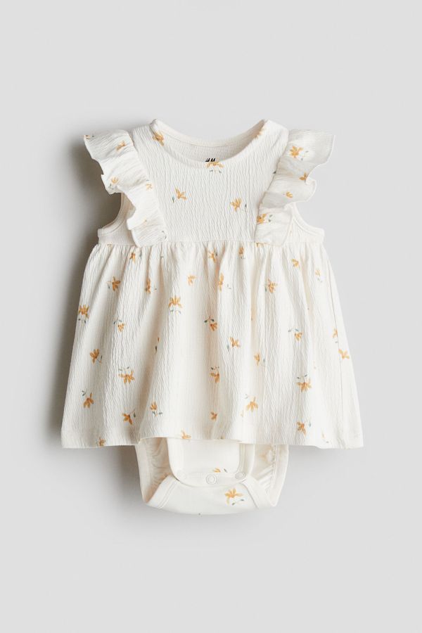 Vestido de volantes con body