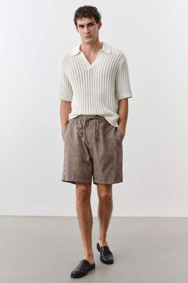 Pantalón corto en mezcla de lino Regular Fit