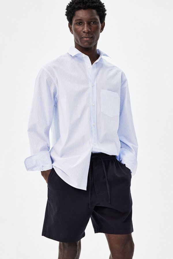 Pantalón corto en mezcla de lino Regular Fit