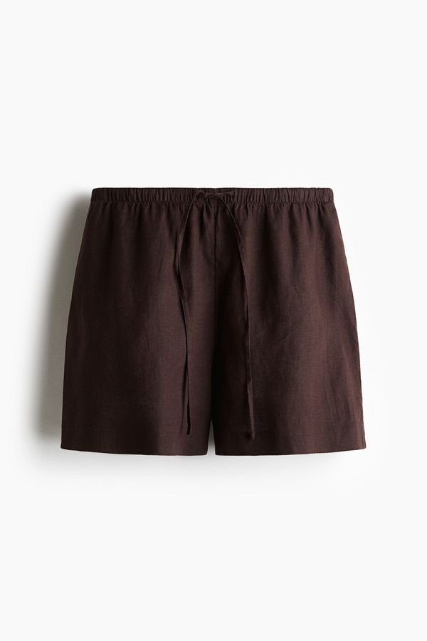 Pantalón corto de lino con cordón de ajuste