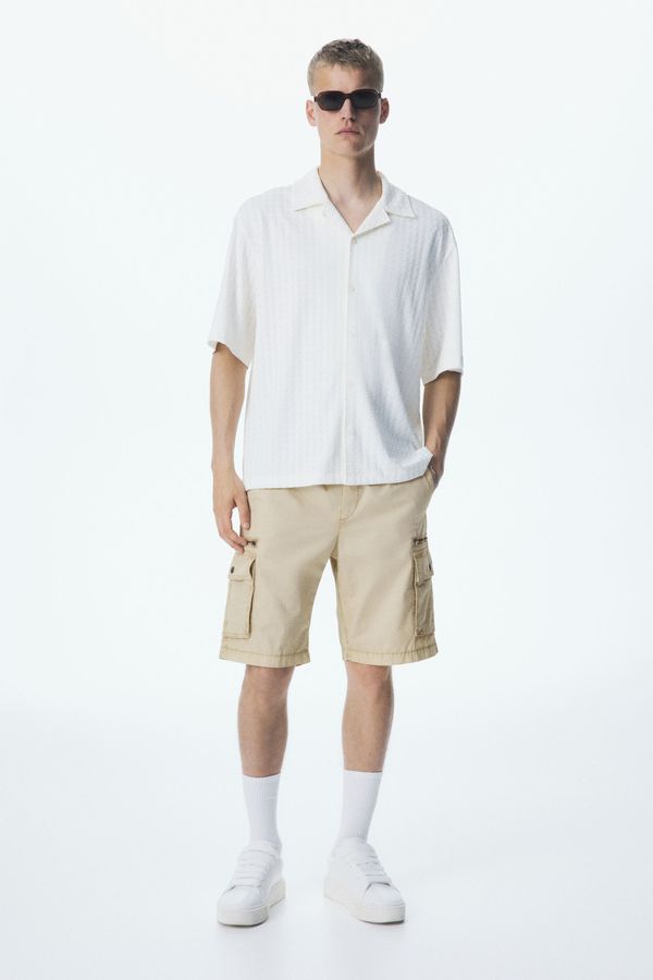 Pantalón corto estilo cargo Regular Fit