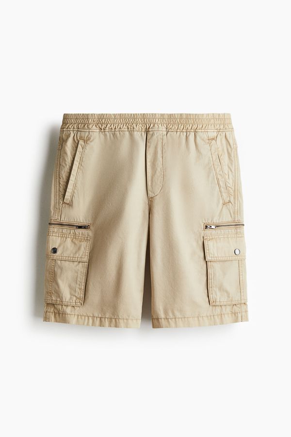 Pantalón corto estilo cargo Regular Fit