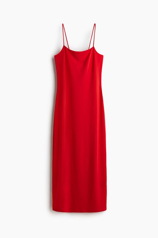 Vestido ajustado con tirantes espagueti