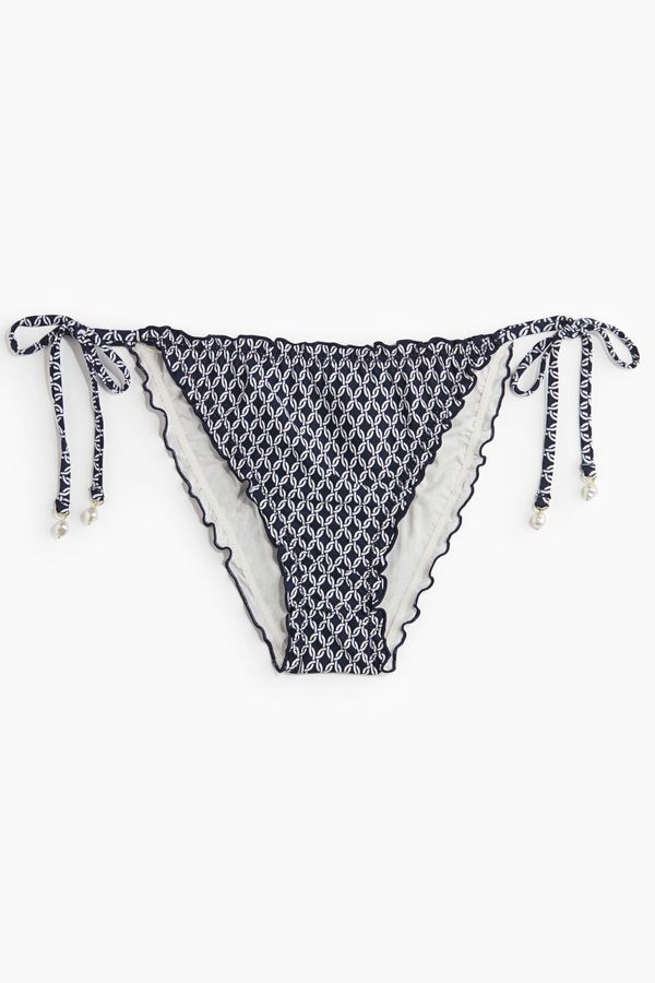 Braga de bikini con lazada