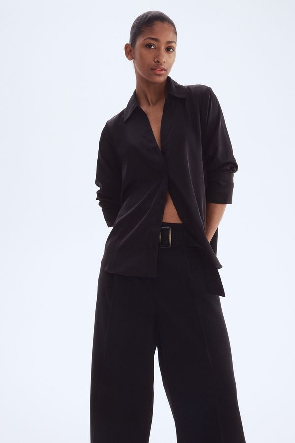 Blusa con escote en V