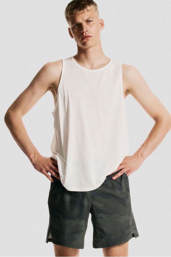 Camiseta de deporte con DryMove™ Regular Fit