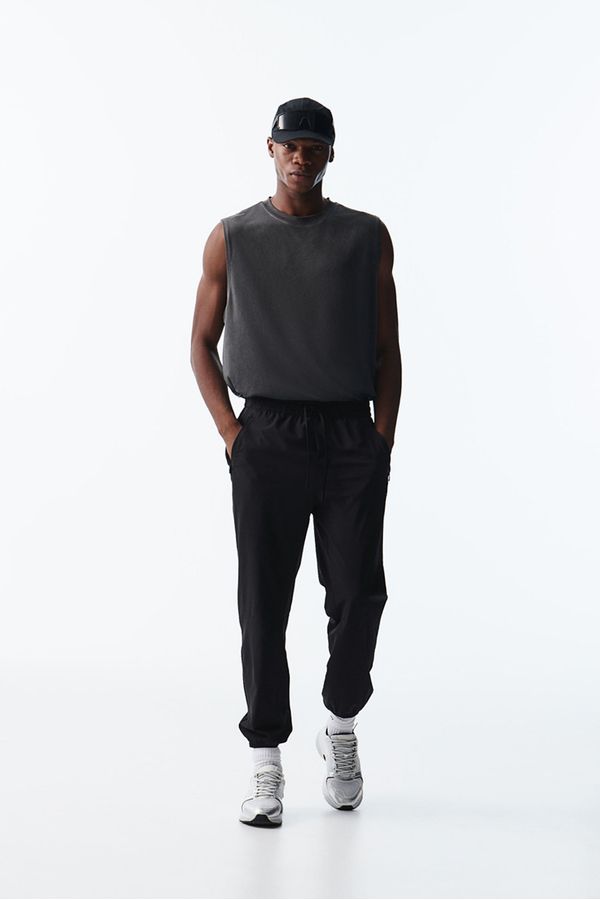 Pantalón de chándal con DryMove™ Regular Fit