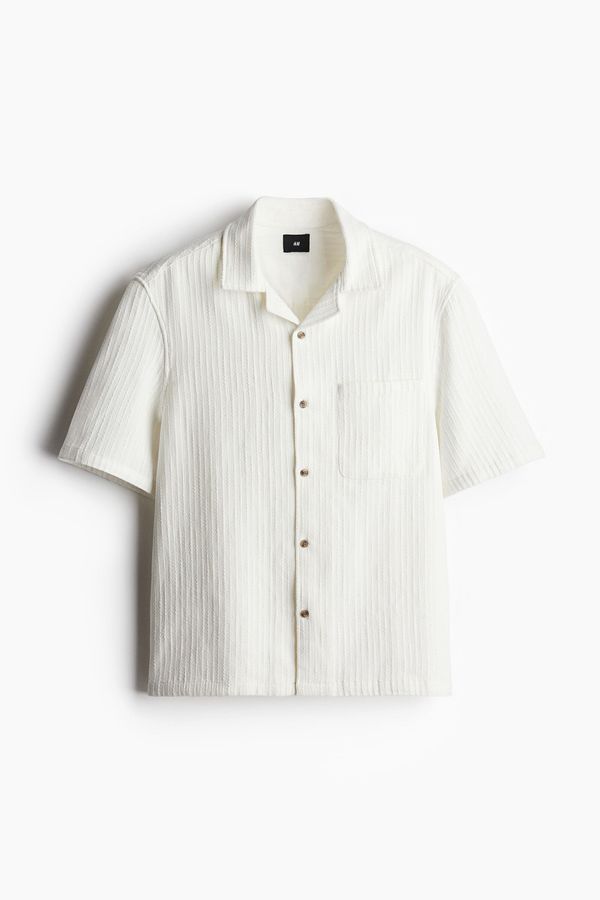 Regular Fit Textured resort shirt