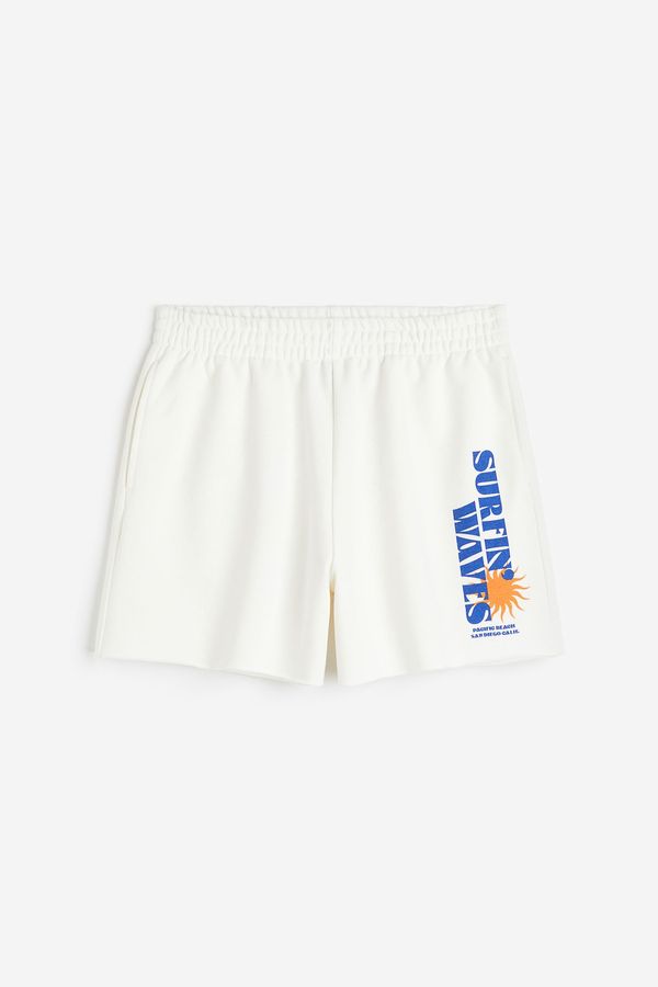 Pantalón corto en sudadera