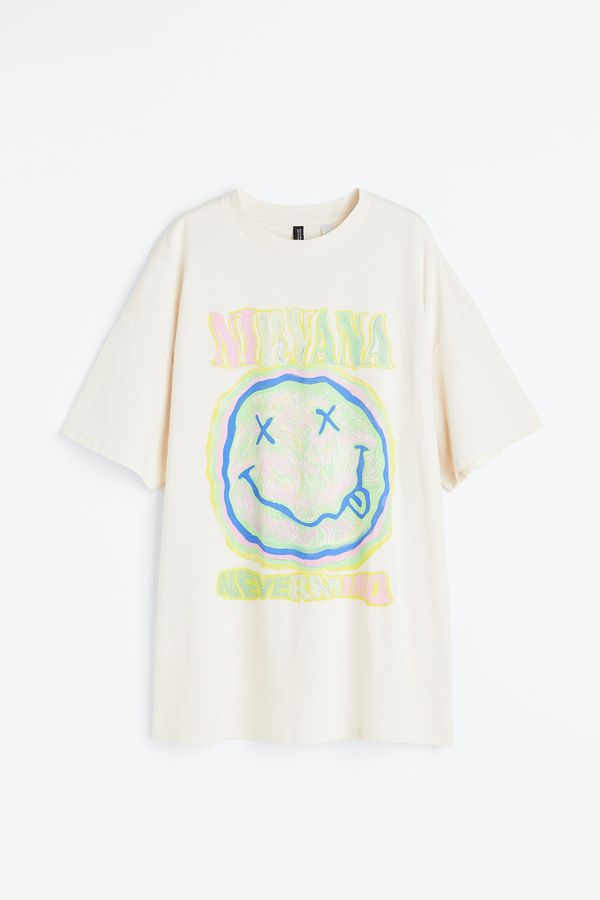 Camiseta oversize con motivo estampado