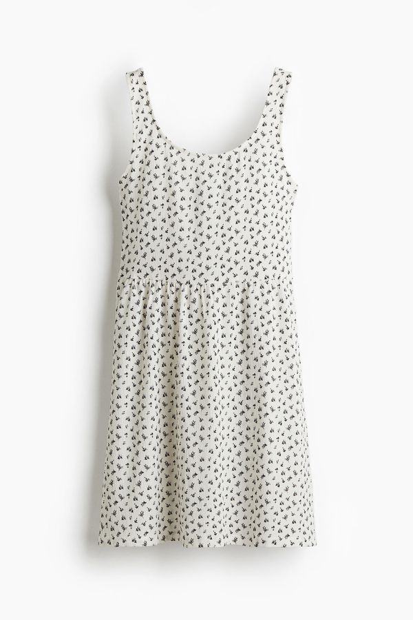 Vestido de punto con efecto arrugado