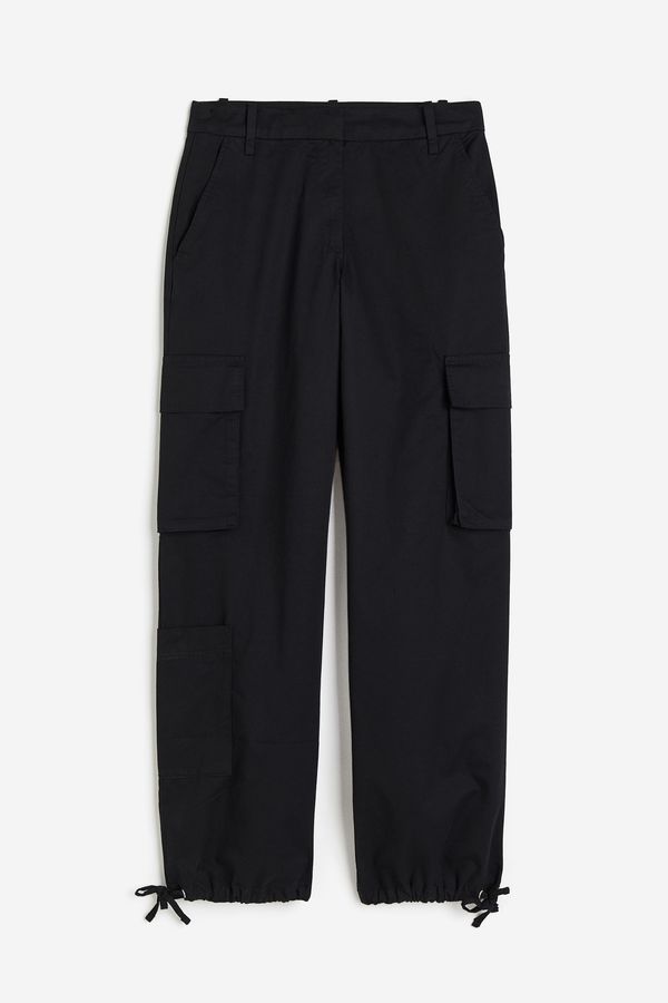 Pantalón cargo de sarga