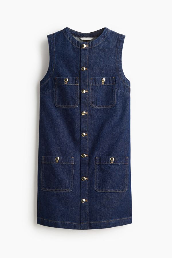 Sleeveless denim dress